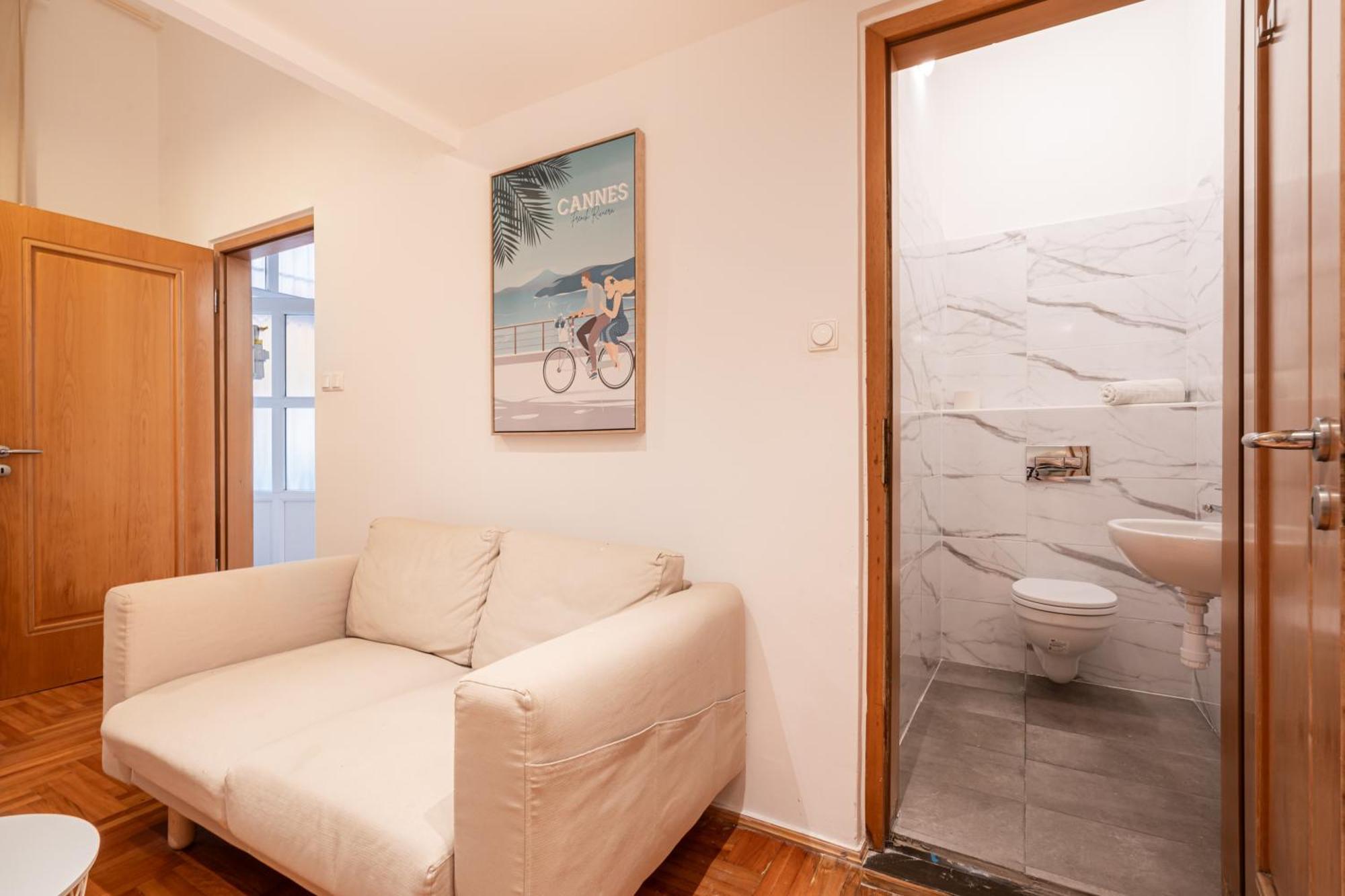 H9- Boutique Apartments, Best Location, By Bqa Budapest Extérieur photo